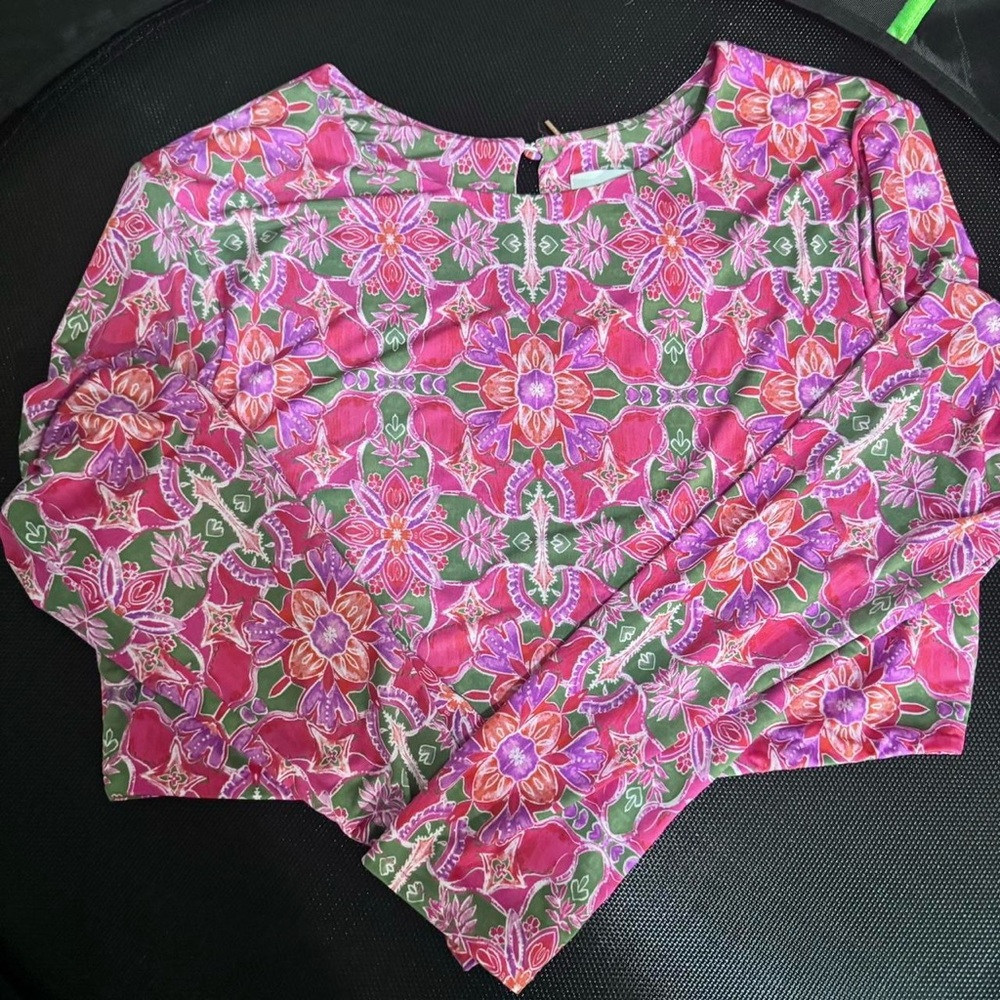 MISA Floral Long Sleeve Crop Top